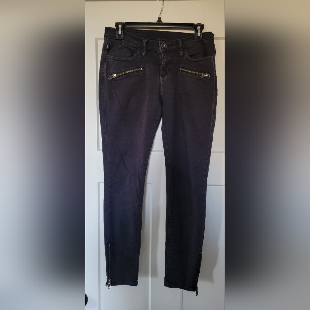 Womens size 6 skinny jeans